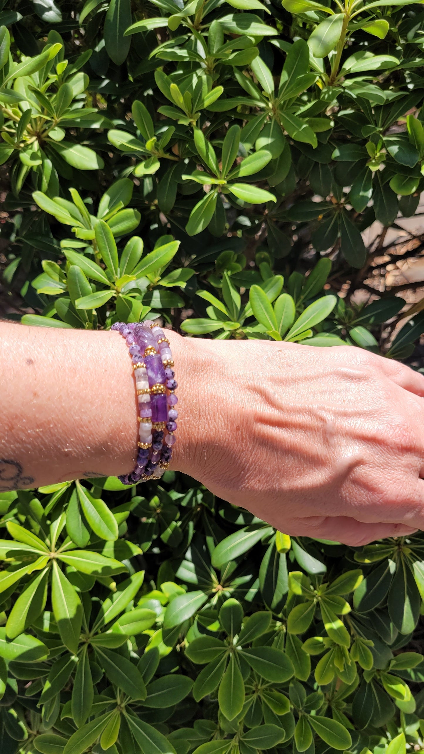 Bracelets multirangs Aura Libre – Énergie & Élégance - Flore Holistic