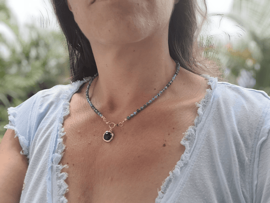 Colliers à Pendentifs Interchangeables – Aura Libre - Flore Holistic