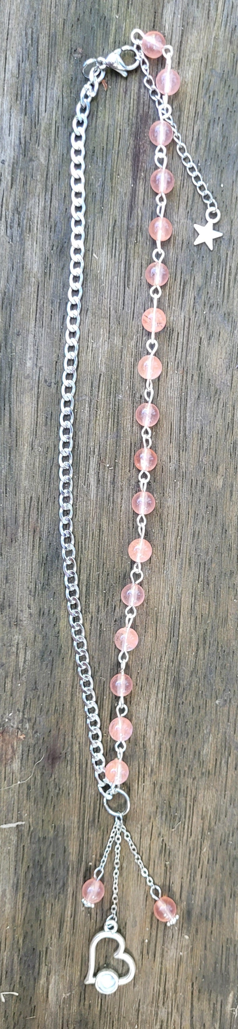 Collier asymétrique en quartz fraise (lépidocrosite)