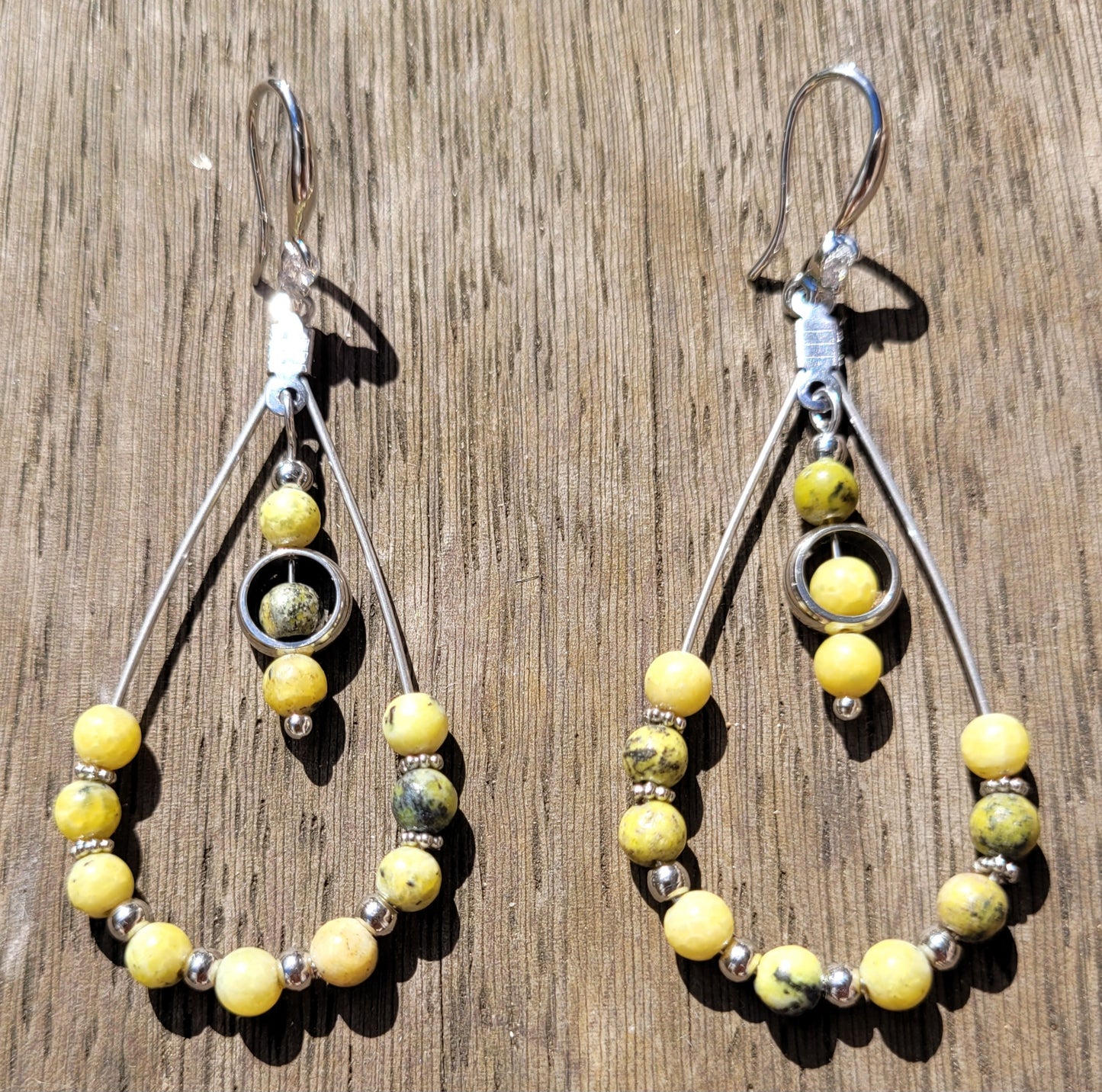 Boucles d'Oreilles en Jade Jaune