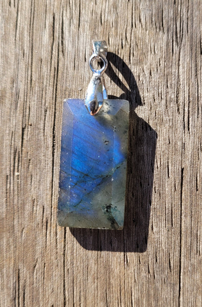 Pendentif en labradorite