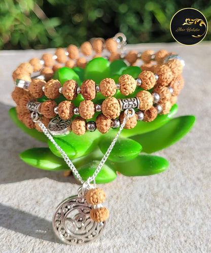 Bracelet multirangs en rudraksha