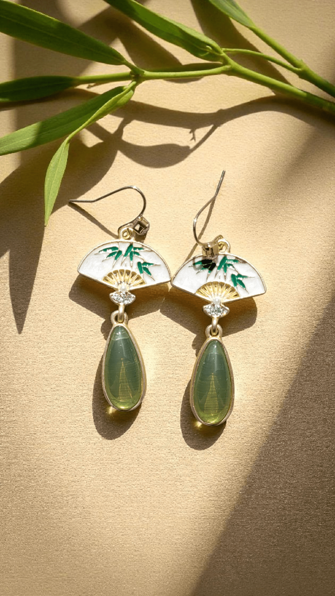 Boucles d’oreilles éventail – Jade vert - Boucles d'oreilles pierres naturelles - Flore Holistic