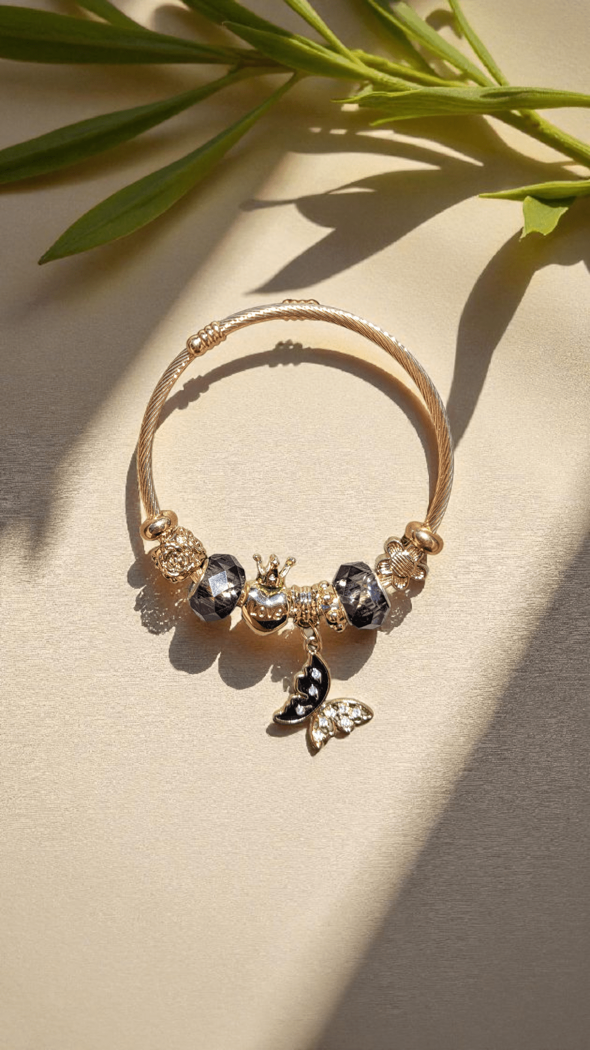 Bracelet Charms – Acier inoxydable doré & perles décoratives - Flore Holistic