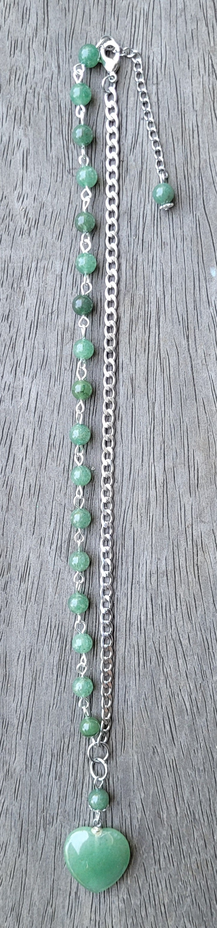 Collier Asymétrique Aventurine Verte – Cœur et Harmonie - Collier pierres naturelles - Flore Holistic