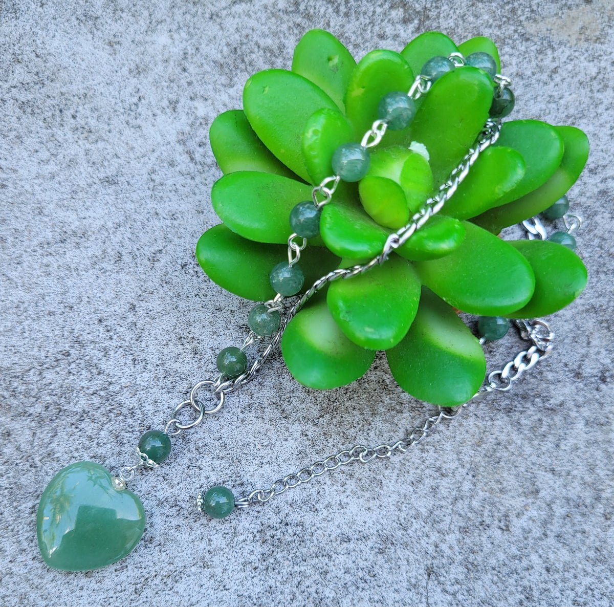 Collier Asymétrique Aventurine Verte – Cœur et Harmonie - Collier pierres naturelles - Flore Holistic