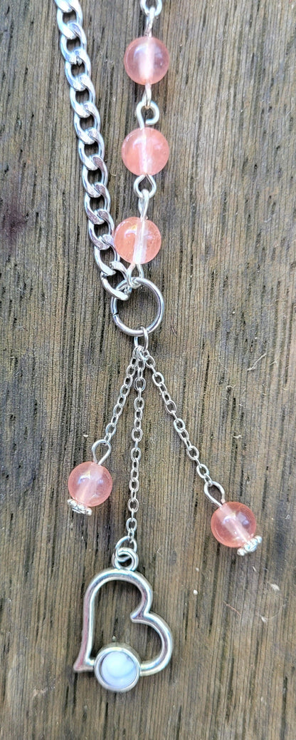 Collier Asymétrique Quartz Cerise – Passion et Énergie de vie - Collier pierres naturelles - Flore Holistic