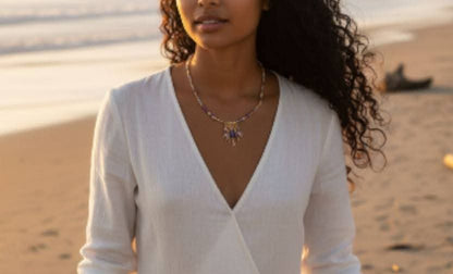 Collier Fluorite Rainbow et Améthyste – Clarté et intuition | Aura Libre - Collier pierres naturelles - Flore Holistic