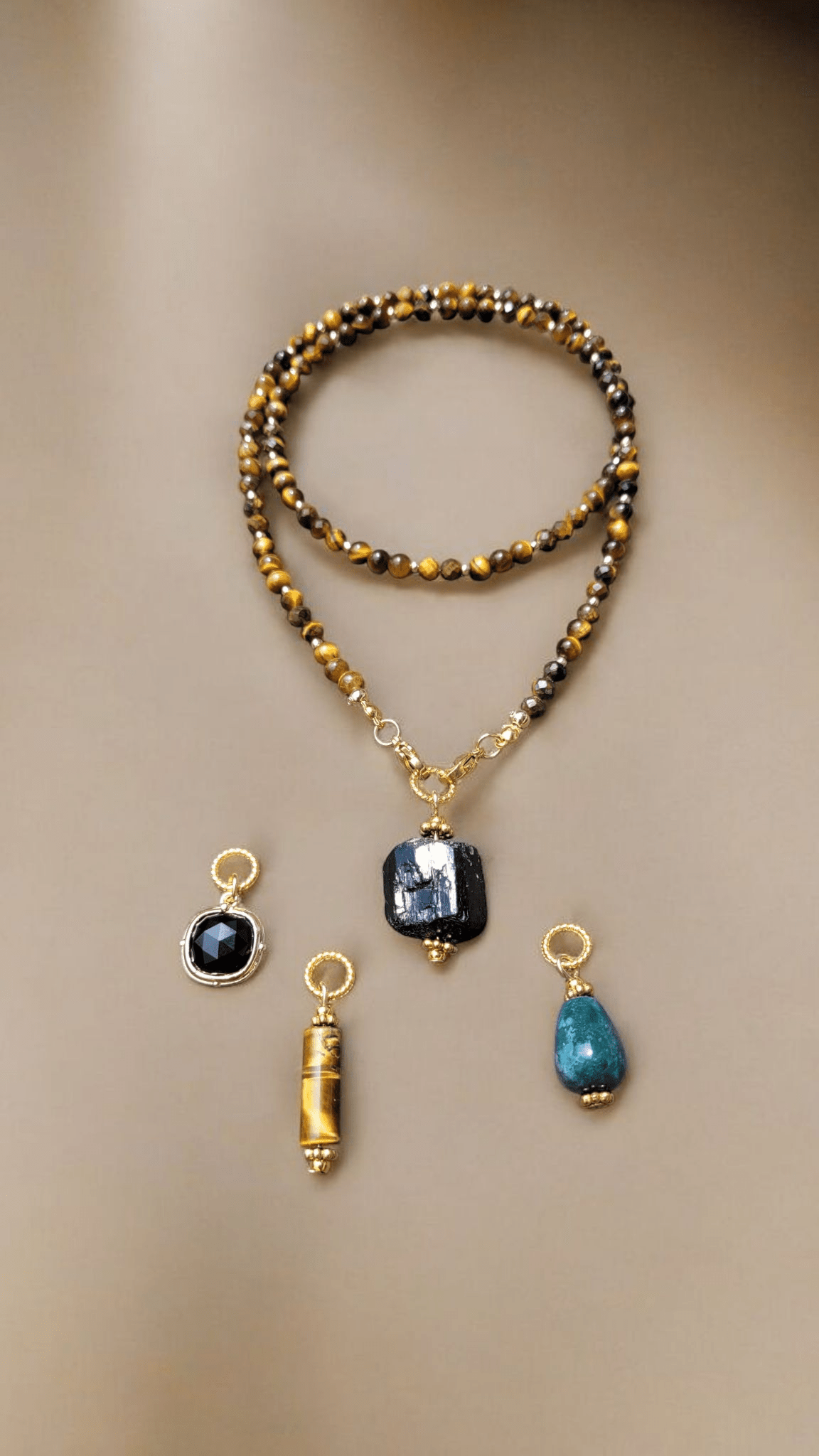 Colliers à Pendentifs Interchangeables – Aura Libre - Flore Holistic