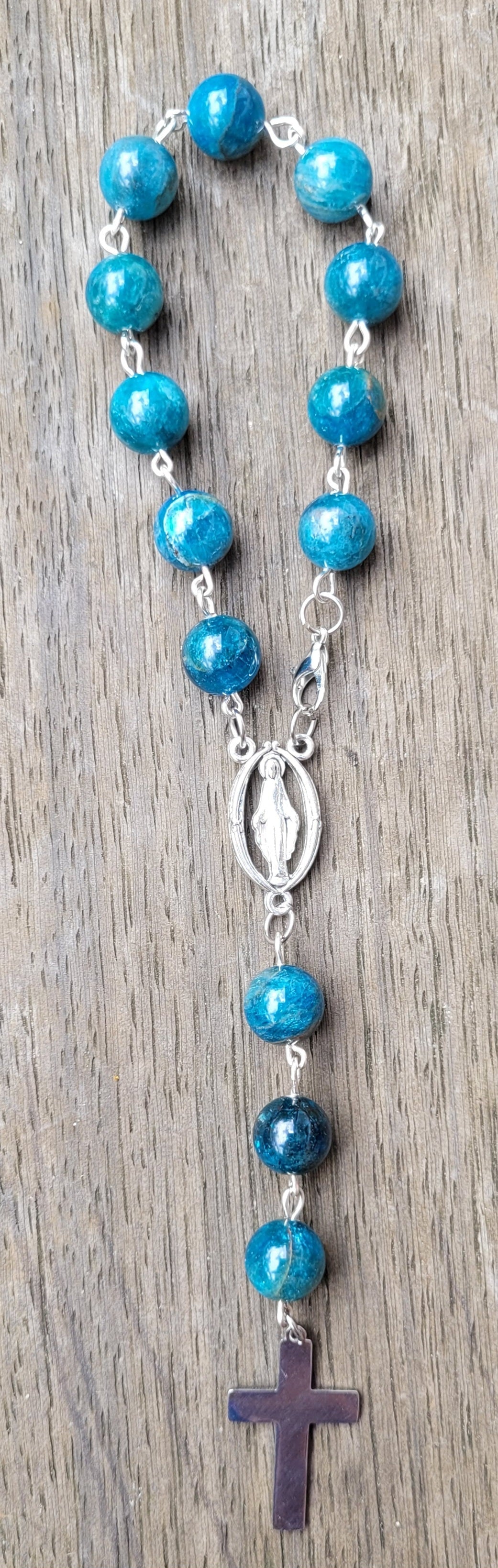 Dizainier en apatite - Chapelet pierres naturelles - Flore Holistic