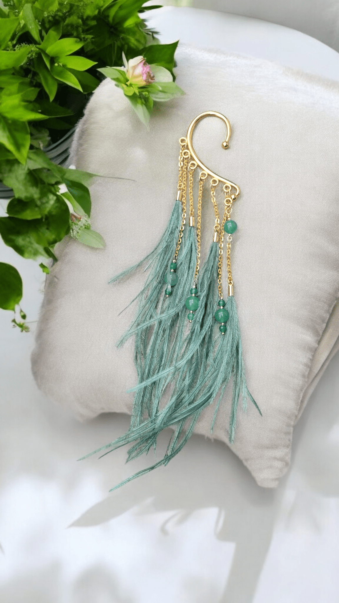 Manchettes d’oreilles à plumes – L’audace bohème - Flore Holistic
