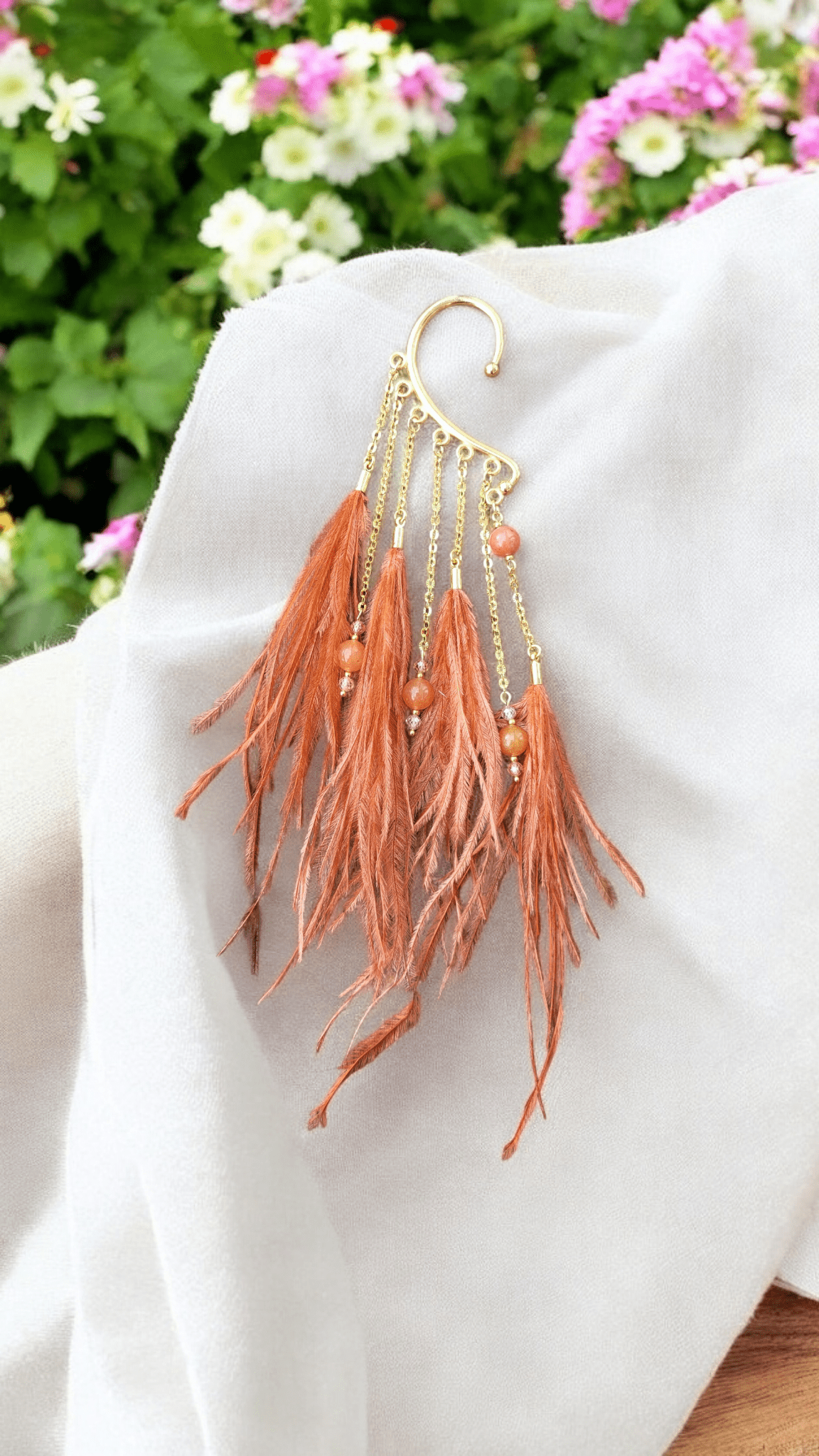 Manchettes d’oreilles à plumes – L’audace bohème - Flore Holistic