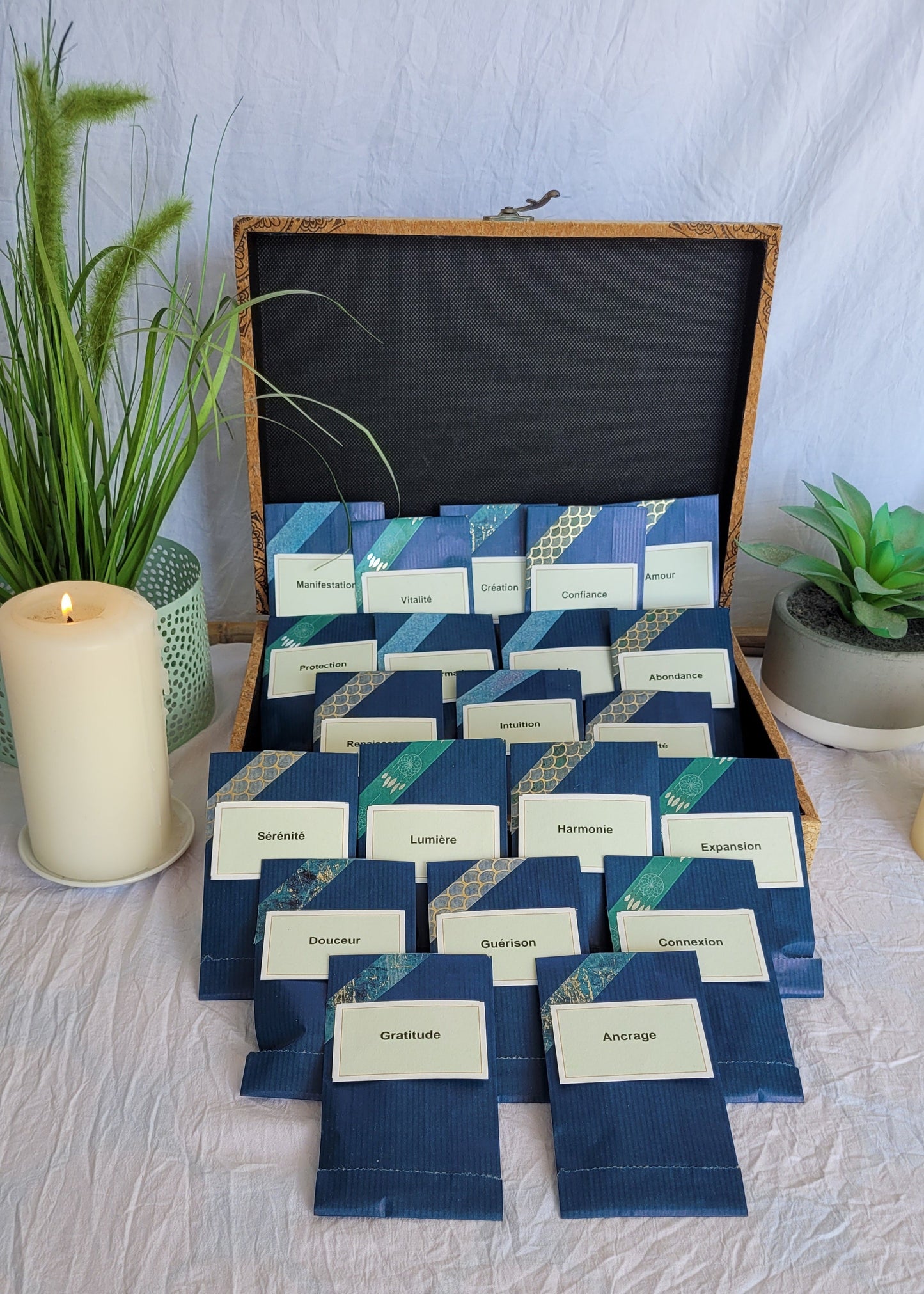 Oracle Trésor Minéral – 21 Sachets Intuitifs (Édition Limitée) - Flore Holistic