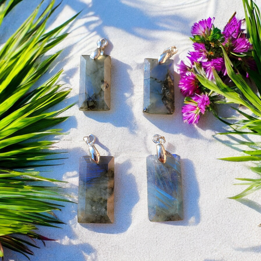 Pendentif en labradorite - Flore Holistic