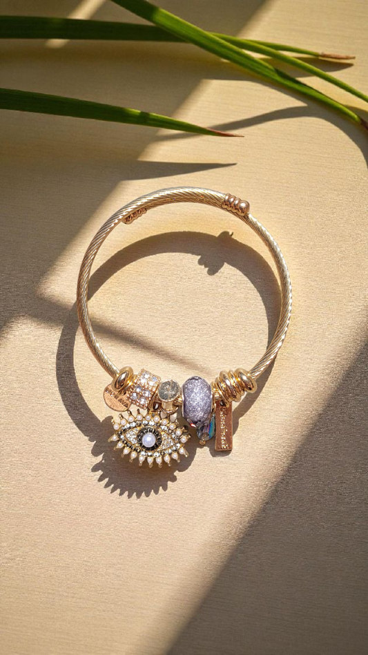 Bracelet Charms – Acier inoxydable doré & perles décoratives