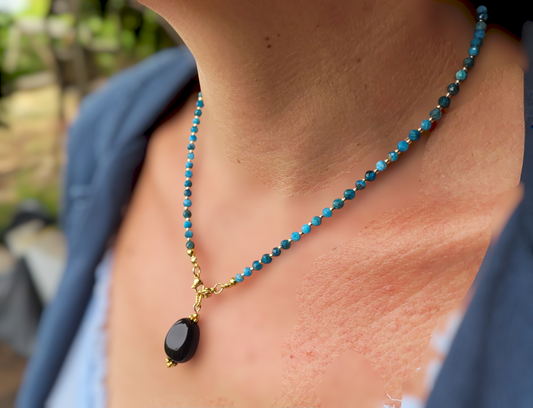 Colliers à Pendentifs Interchangeables – Aura Libre