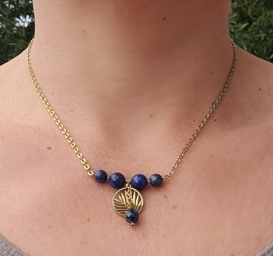 Sautoir de dos en lapis - lazuli - Flore Holistic