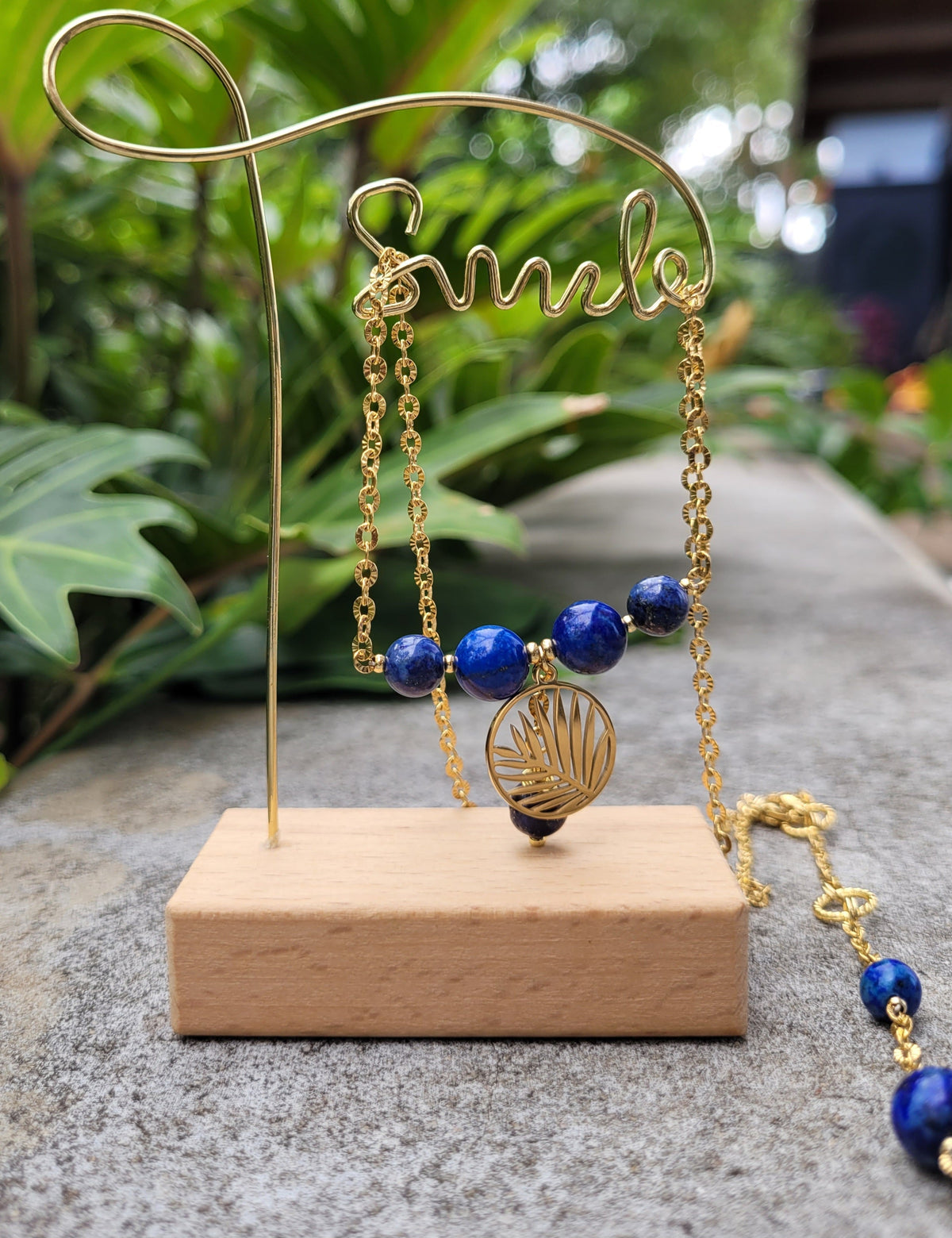 Sautoir de dos en lapis - lazuli - Flore Holistic